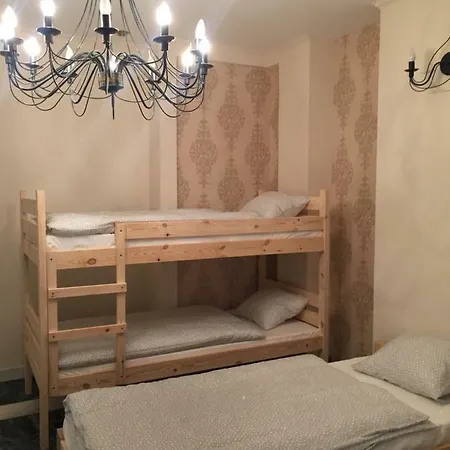 Hostel Lux *