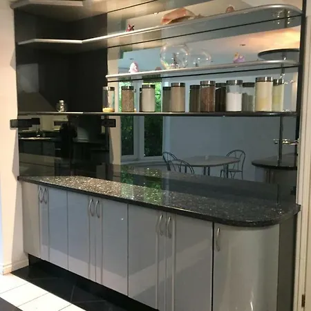 Lux Hostel *