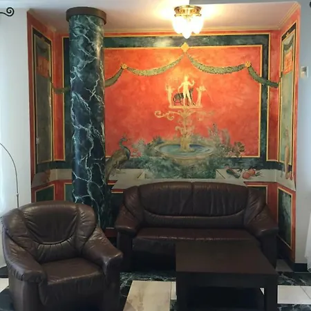 Hostel Lux *